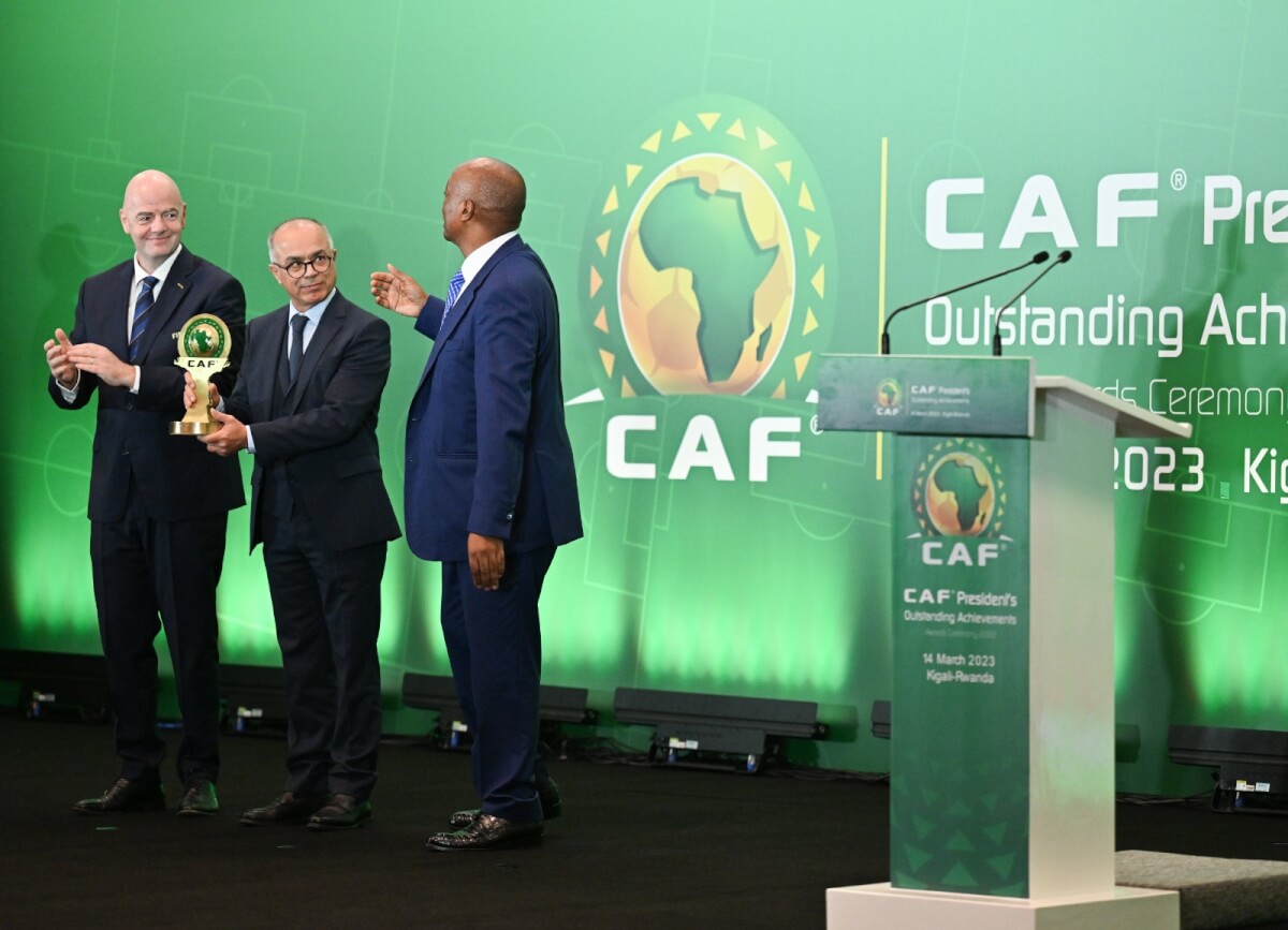 Le Prix de l’Excellence 2022 de la CAF attribué à SM le Roi Mohammed VI