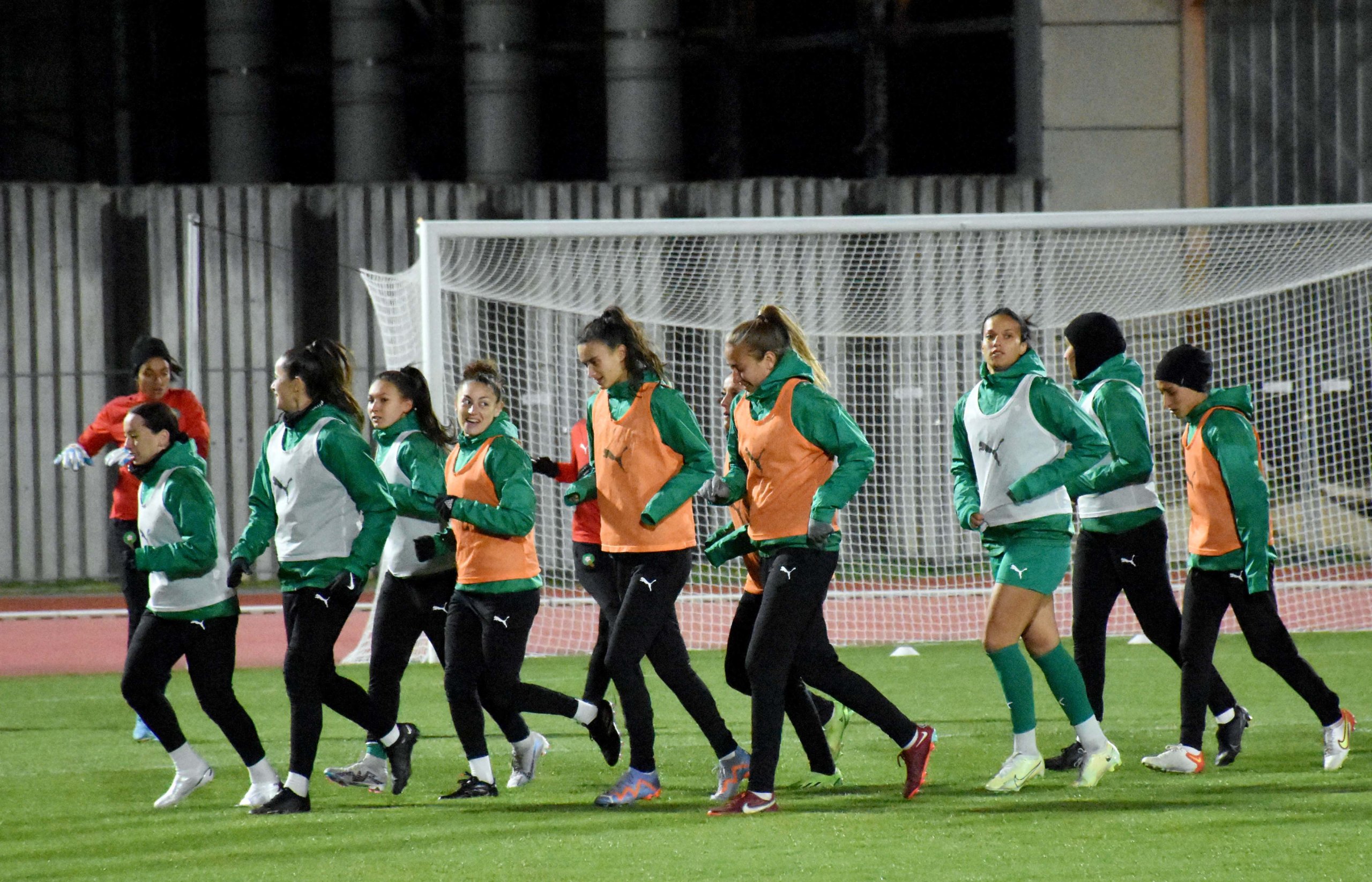 المنتخب الوطني لكرة القدم النسوية يستعد لمباراة التشيك الودية