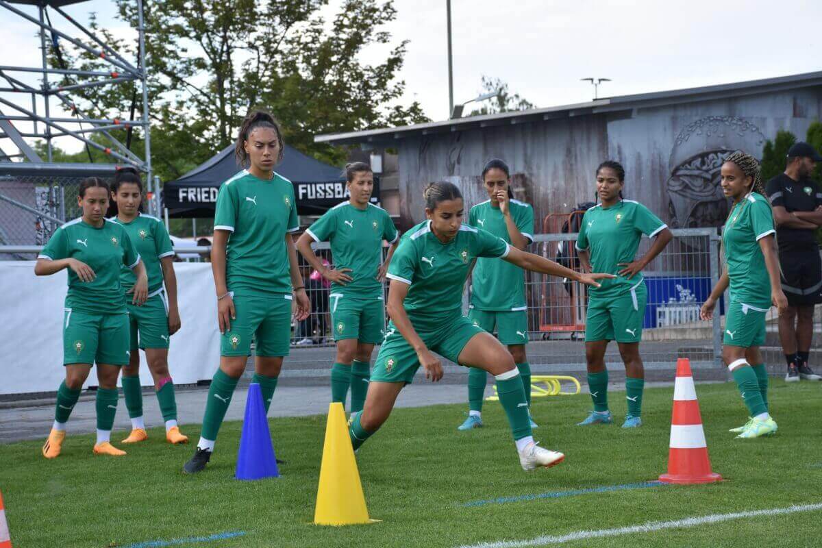 المنتخب الوطني لكرة القدم النسوية يجري آخر حصة تدريبية قبل لقاء سويسرا الودي