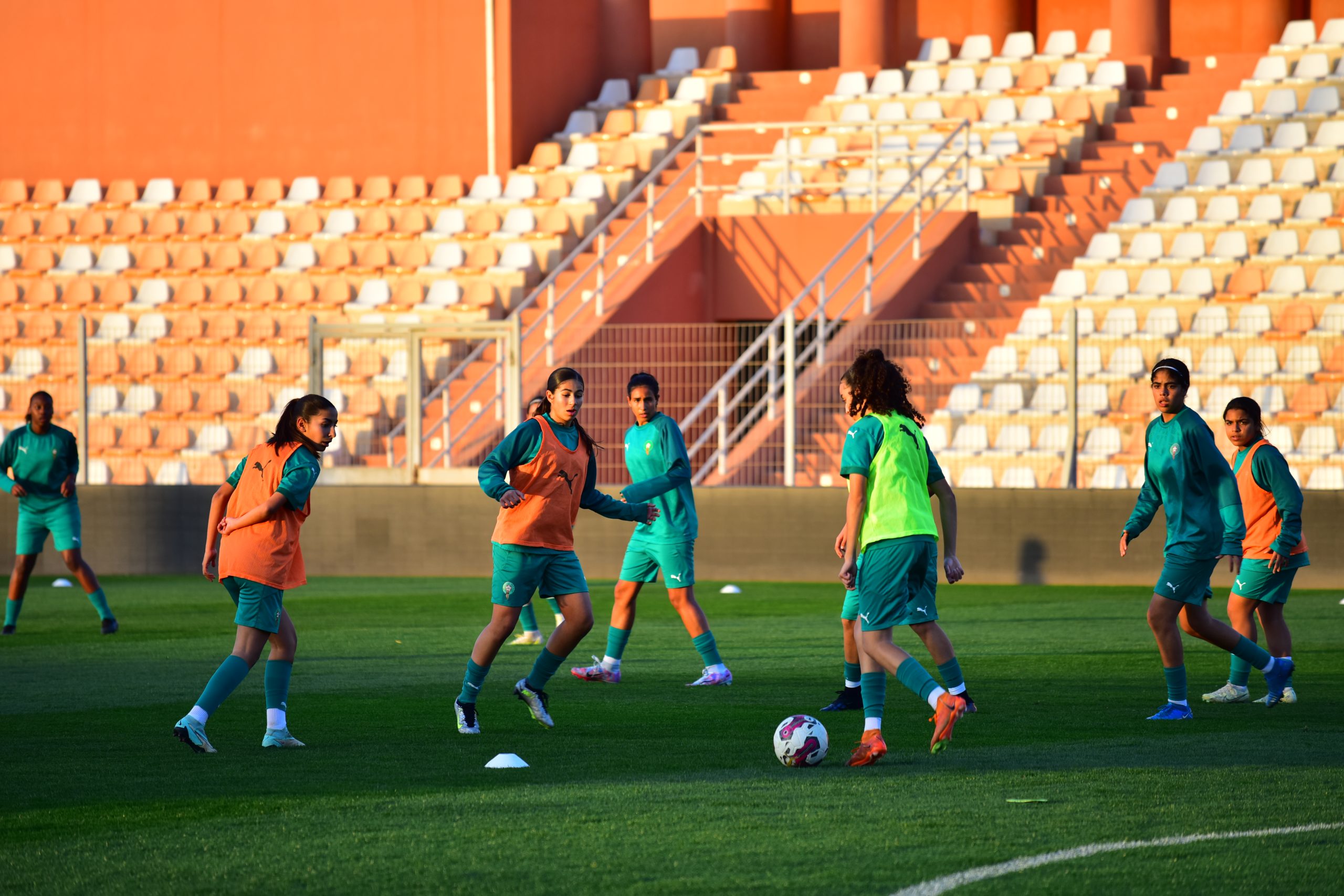 المنتخب الوطني لكرة القدم النسوية لأقل من 17 سنة يجري آخر حصة تدريبية قبل لقاء النيجر